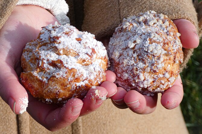 Sweet Gastronomic Tour to Discover Bordeaux - Historical and Culinary Aspects