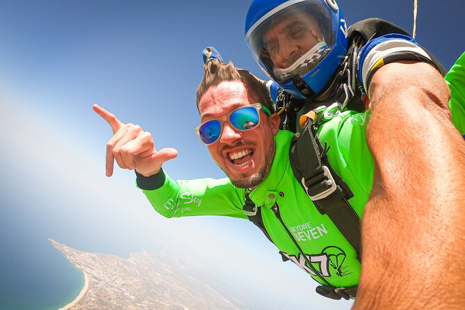 Tandem Skydiving 15,000ft - W/ Shuttle From Faro - What to Expect During the Jump
