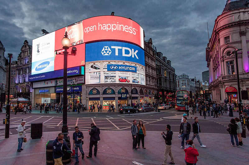 The Best of London: Guided Walking Tour - Explore Iconic Sights