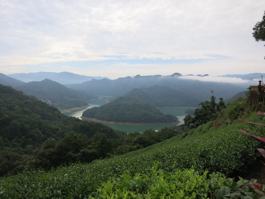 Thousand Island Lake and Pinglin Tea Plantation From Taipei - Transportation and Accessibility