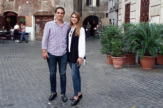 Tour in Rome in a Private Licensed Minivan - Wifi and Air Conditioning