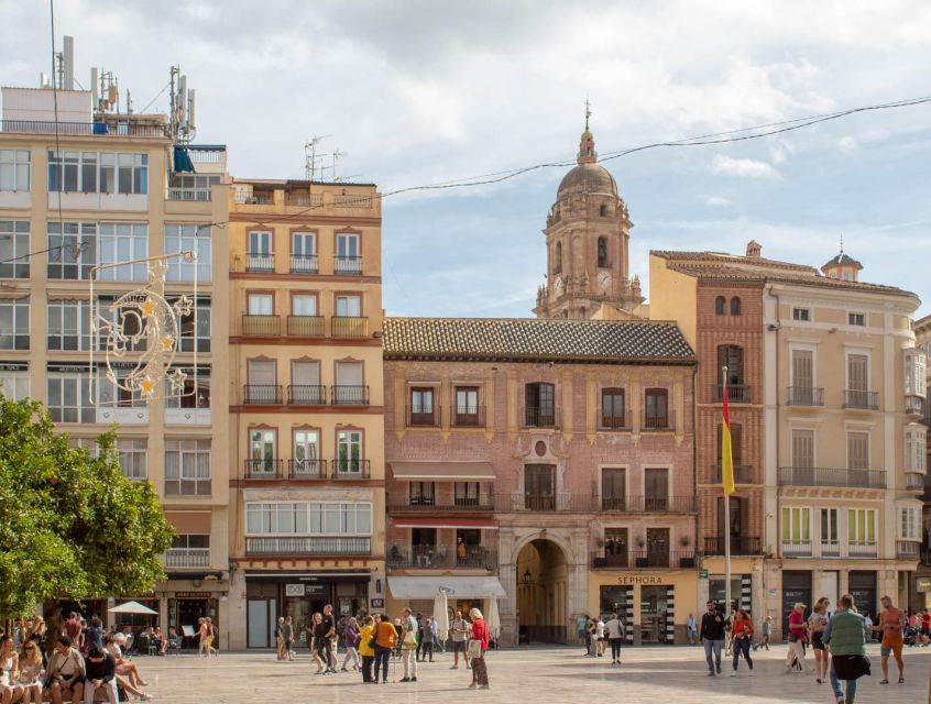 Tour of the Historic Center of Málaga Around the Market - Meeting Point and Guide