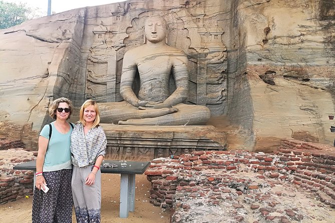 Tour Packages in Sri Lanka - Most Popular Round Tour - All in One Tour - Scenic Relaxation Spots