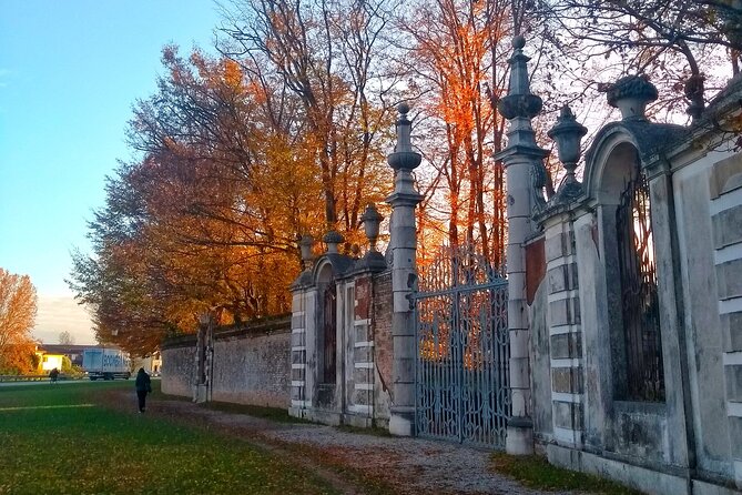 Tour to the Venetian Villas and the Brenta Riviera From Padua - Local Tour Leader Insights