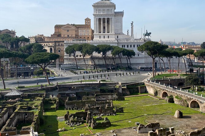 Trajans Market Experience With Elevator Option - Group Size and Policies