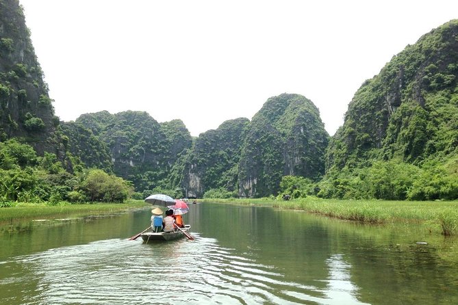 Trang An Boat Ride and Hoa Lu Temples - Customer Reviews