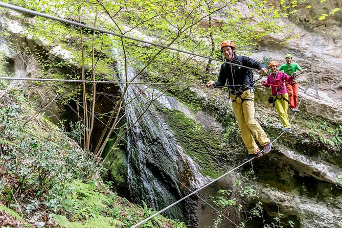 Via Ferrata Rio Sallagoni - Traversing the Ravine