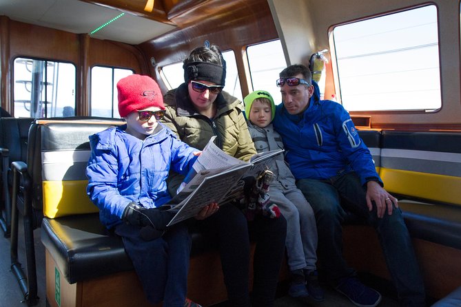 Victoria Marine Wildlife Tour - Expert Tour Guides