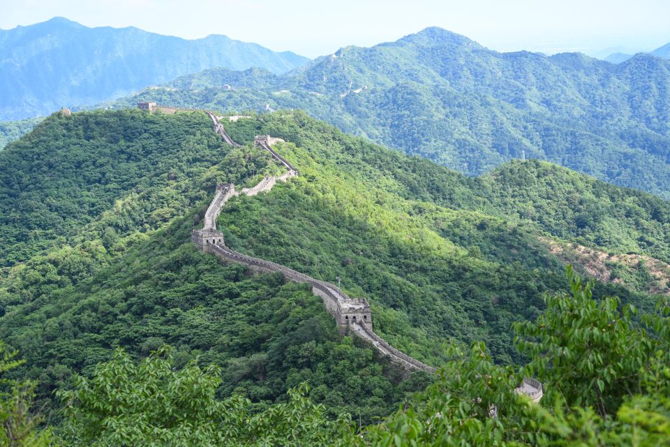 VIP Trip: Beijing Great Wall With Peking Duck - Cuisine and Dining