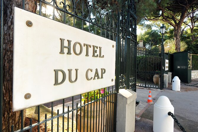 Visit of Antibes Juan-Les-Pins by Convertible Bus - Transportation and Parking Options