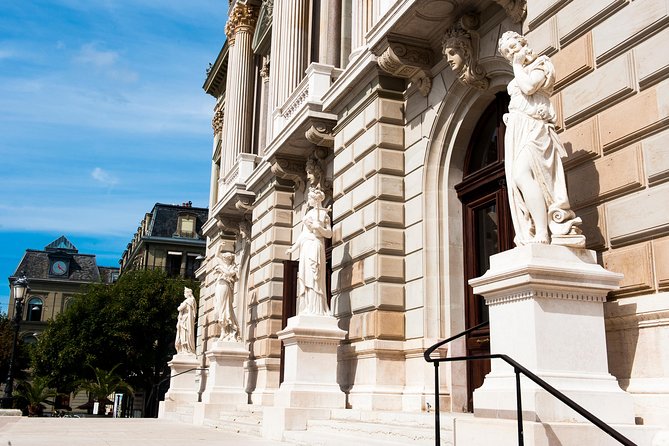 Walking Tour of Geneva for Private Groups With an Official Guide - The Sum Up