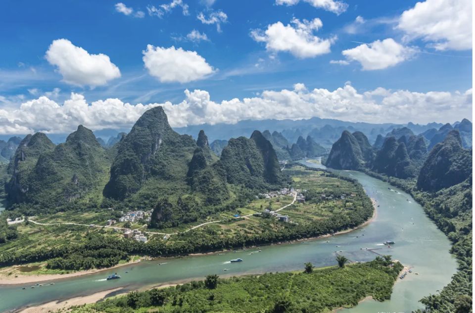 Yangshuo: Xianggong Hill and Yangshuo Countryside Tour - Guided Tour of Yangshuo