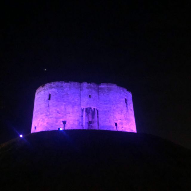 York: Devilishly Gruesome Ghost Walk - Navigating Yorks Haunted Landmarks