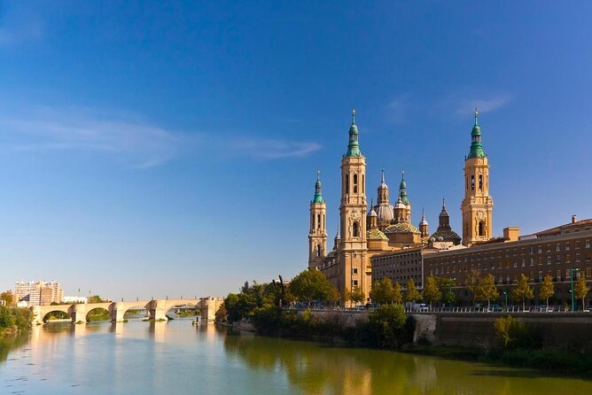 Zaragoza Scavenger Hunt and Sights Self-Guided Tour - Positive Customer Feedback