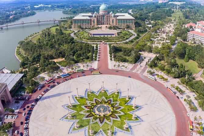 #17or19 Hrs Kuala Lumpur Van Tour From Singapore W Tour Guide - Night View Experience
