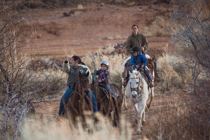 2-Hour Horse Rides Capitol Reef - Preparing for the Ride