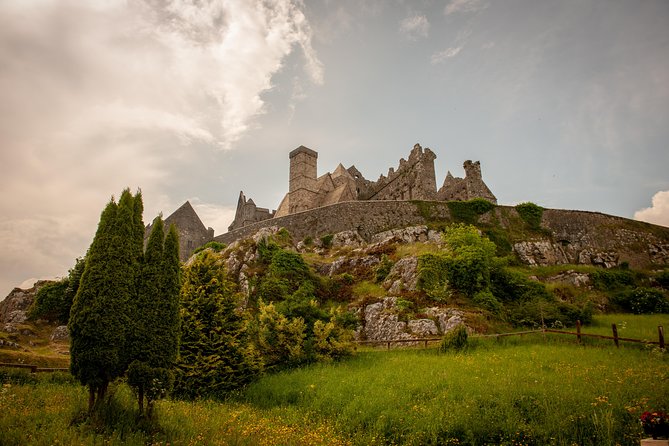 3-Day Dingle, Killarney and the Wild Atlantic Way Small-Group Tour From Dublin - Discovering Western Irelands Landscapes