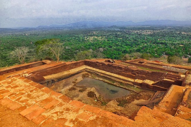 3 Day SriLanka Cultural Tour:Dambulla/ Sigiriya/ Polonnaruwa / Minneriya/ Kandy - Accessibility Features