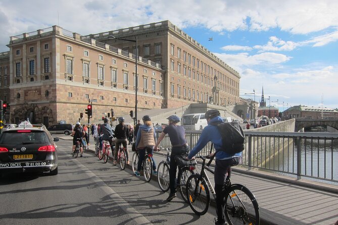 3,5h Guided Bike Tour Stockholm (English or German) - Ask Away