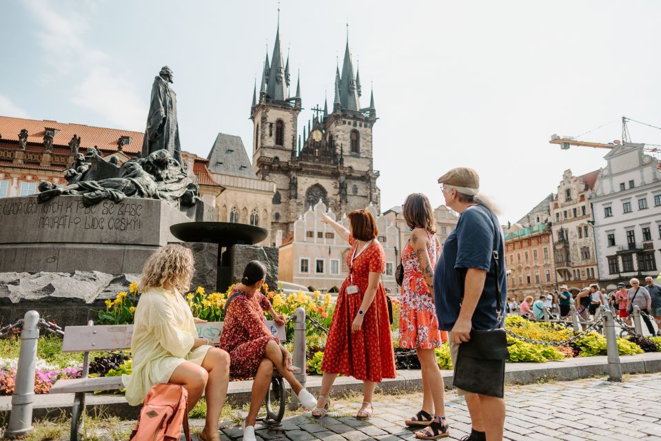 5h Prague City Highlights Tour, Local Lunch & Snack Incl. - Boat Ride on the Vltava River