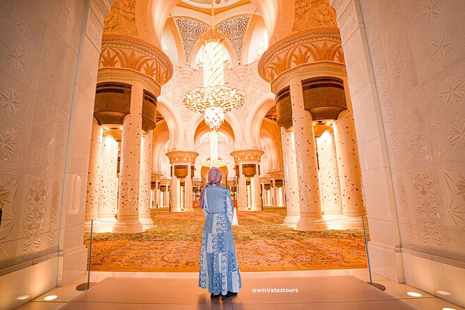 Abu Dhabi Sightseeing Tour: Sheikh Zayed Mosque, Heritage Village & Dates Market - Dress Code and Visitor Guidelines