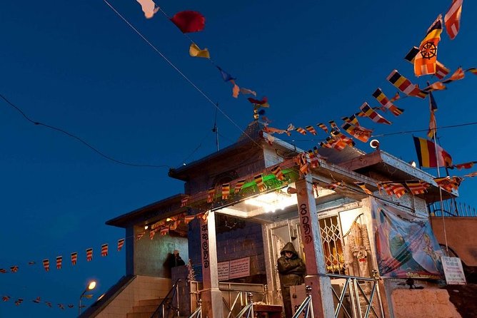Advancers Mountain Hiking at Adams Peak and White Water Rafting - Pricing Information
