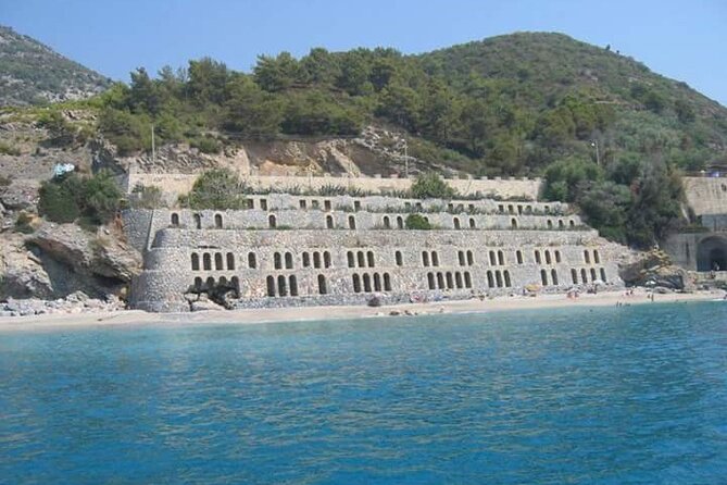 Alanya: Luxury Pirate Boat Tour With Foam Party - Meal and Refreshments