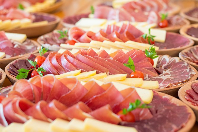 All Inclusive - Lovcen Tour - Local Cuisine Experience
