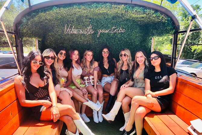 Austin Murals & Mimosas Roofless Party Bus Tour and Photoshoot - Guest Reviews and Experiences