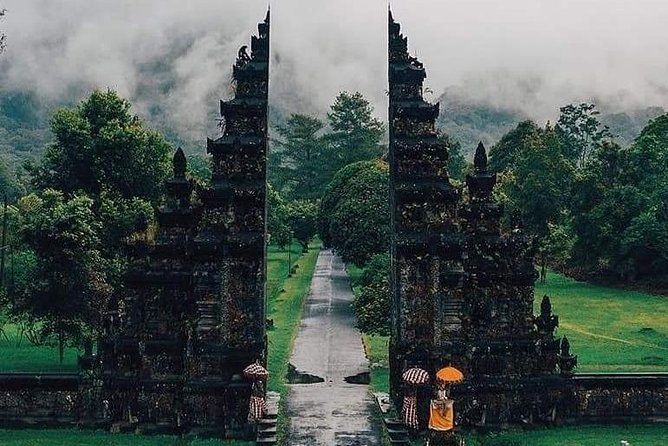 Bali Car Charter English Speaking Driver for 2 Days - Day 1: Instagram Tour