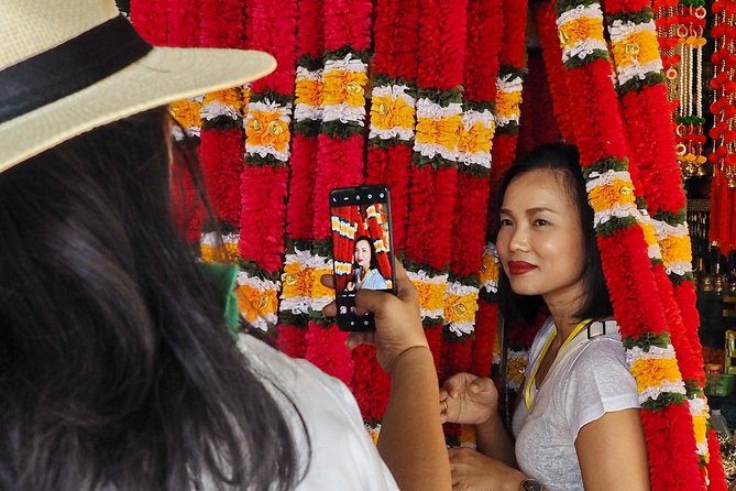 Bangkok Walking Hopping Tour Show City'S Historic Sights Are Located. - Booking Information and Pricing