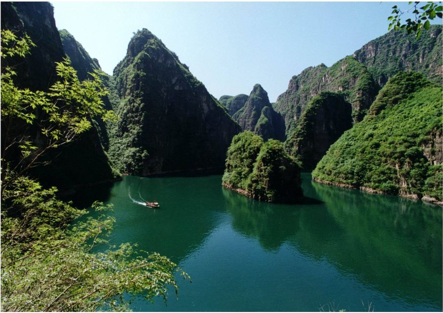 Beijing: Longqing Gorge W/Great Wall or Guyaju Private Tour - What to Bring and Important Information