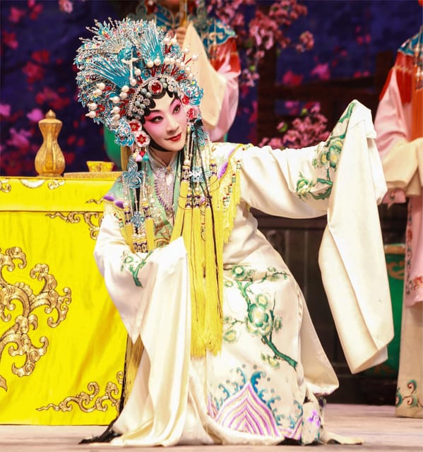 Beijing Night Tour Of Peking Opera With Hotel Pickup - Booking and Cancellation