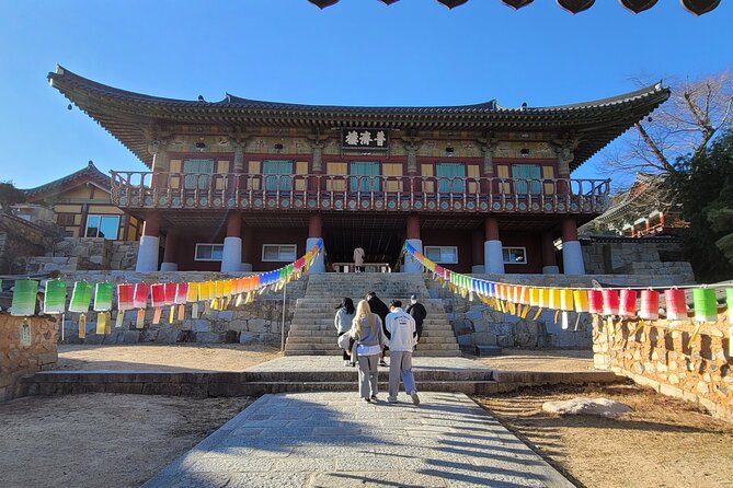 Beomeosa Temple & Hongbeopsa Temple With Temple Lunch, Bibimbap - Fitness Requirements