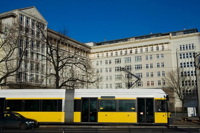 Berlin Vegan Food & Cultural Walking Tour in Vibrant District - Good To Know