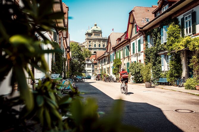 Bern Small-Group Day Trip From Lucerne With Emmental Dairy Visit - Accessibility and Reviews