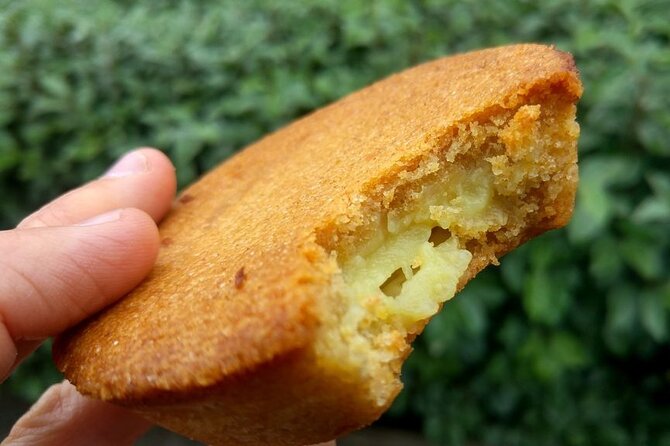 Biarritz Gastronomic Food Tour - Taste 10 Basque Specialties - Accessibility and Suitability