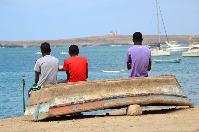 Boa Vista Tour: Santa Monica, Shark, Turtle, Desert & Shipwreck - Admiring the Santa Maria Cape Shipwreck