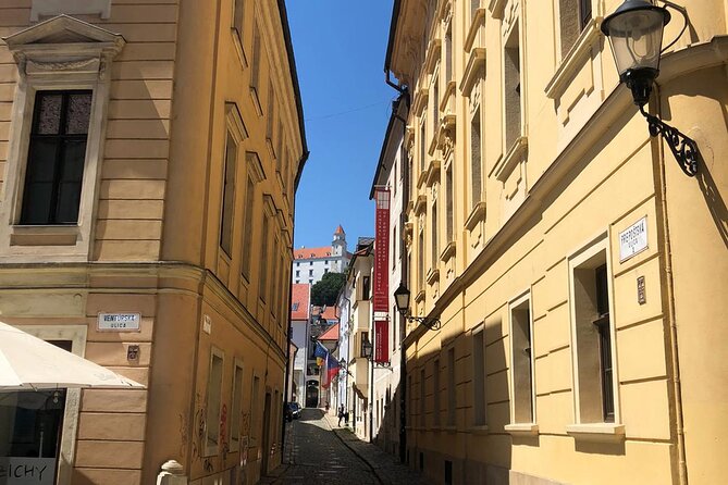 Bratislava From Vienna by Bus With Lunch & Beer Tasting - Dining and Beer Tasting