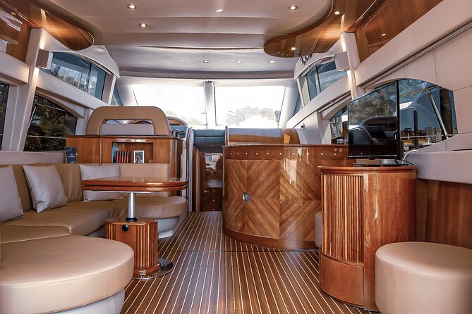 BRIDGES EXPERIENCE 2h-Private Yacht Tour in the City of Porto - Duration and Pricing