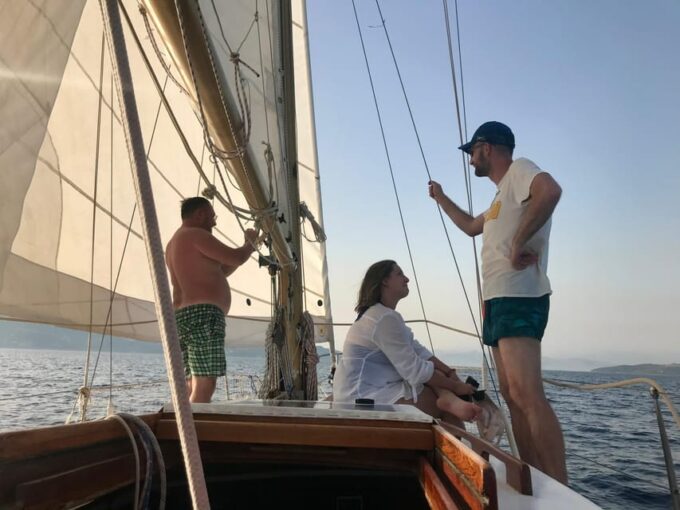 Brittany Plougonvelin: Private Sailing Charter Iroise Sea - Recommended Items