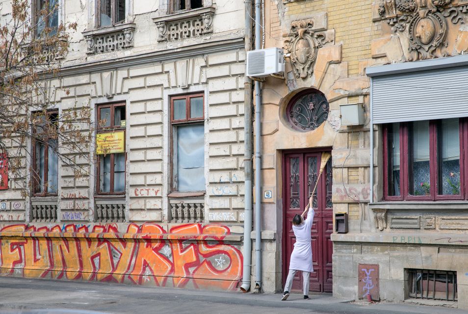 Bucharest: Instahood Stories Tour With Lunch Included - Booking Information