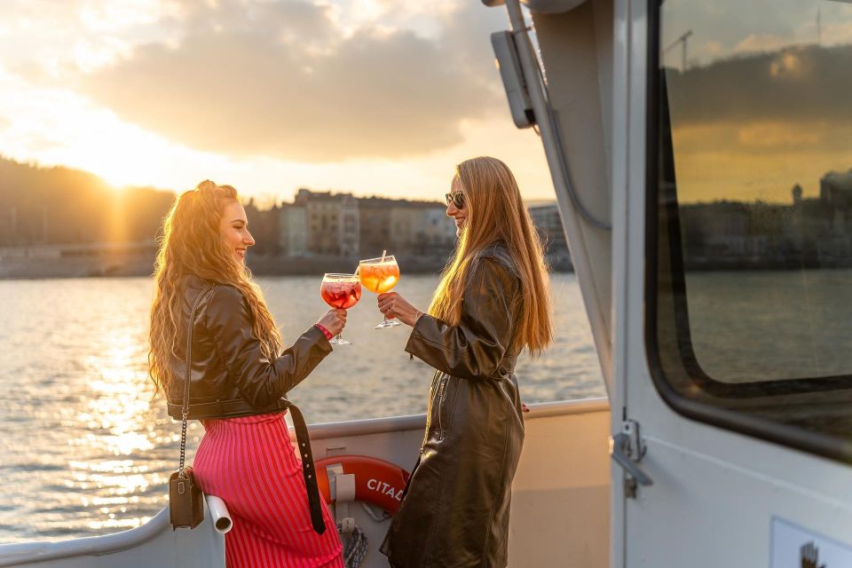 Budapest: Premium Evening Cruise With Tokaj Frizzante - Booking and Cancellation Policy