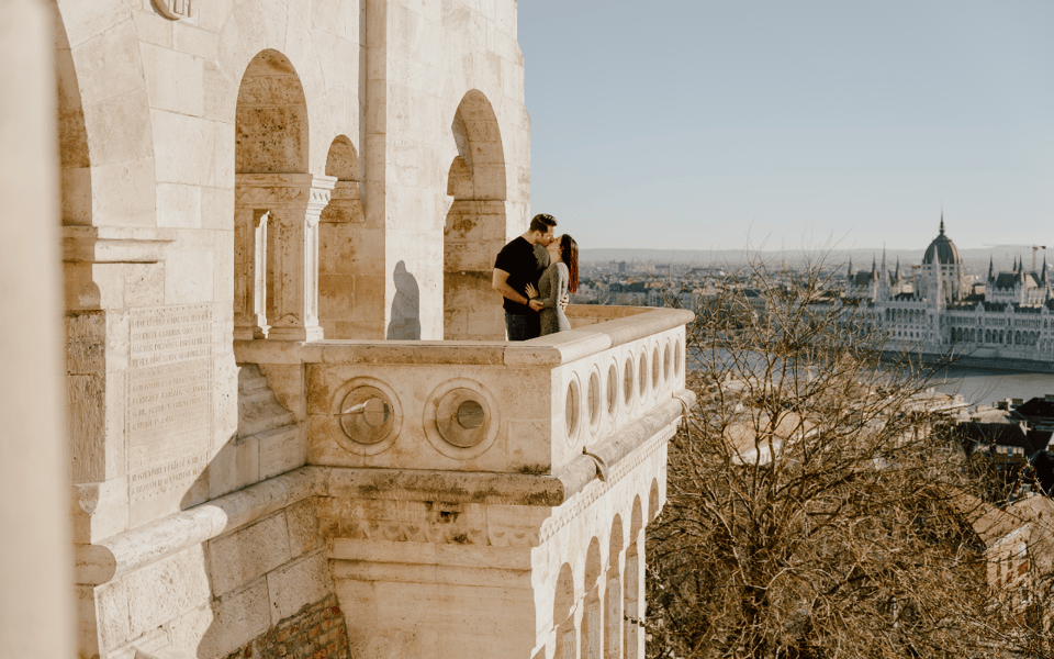 Budapest: Romantic Photoshoot at Budas Iconic Sightseeings - Frequently Asked Questions