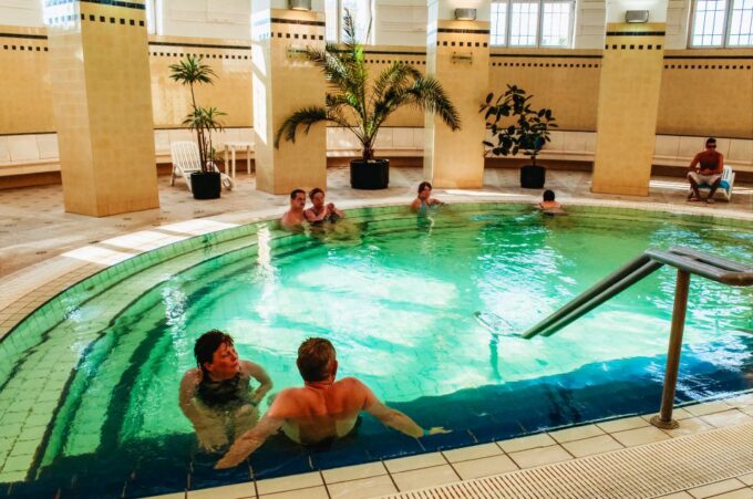 Budapest: Széchenyi Spa Full Day With Optional Tasting - Tips for Visitors