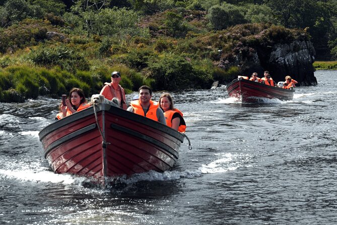 Bus & Boat Tour - Accessibility and Requirements