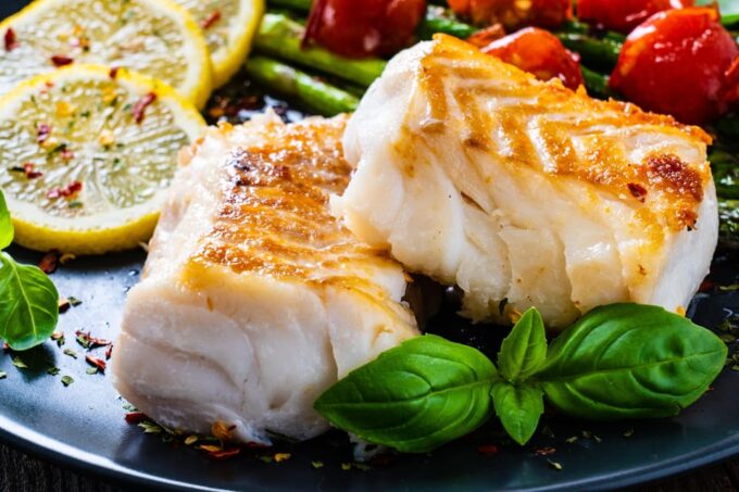 Cannes : Traditional Food Group Walking Tour - Booking and Recommendations