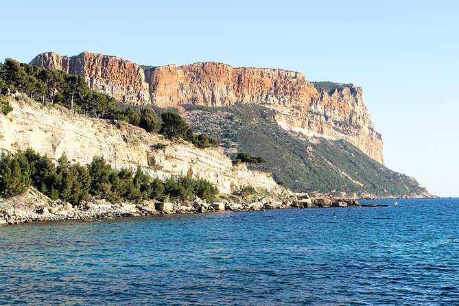 Cassis Ancient Fishing Port, Calanques & Spectacular Cap Canaille Private Tour - Admiring the Scenic Cap Canaille