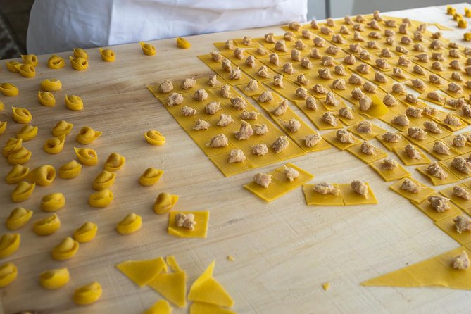 Cesarine: Small Group Tortellini Class at Locals Home in Bologna - Positive Customer Reviews and Recommendations
