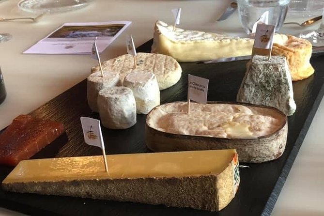 Cheese and Wine Accord Tour at Château De Champ-Renard - Guided Tour and Winemaker Animation